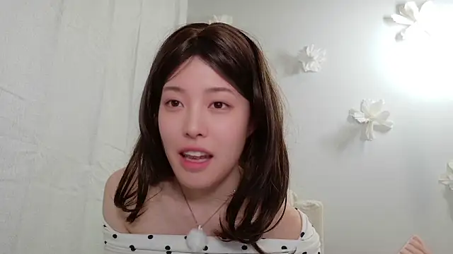Snapshot of sakura-ch- chatting on 07/01/26, 01:45 sakura-ch- online show from 07/01/26, 01:45