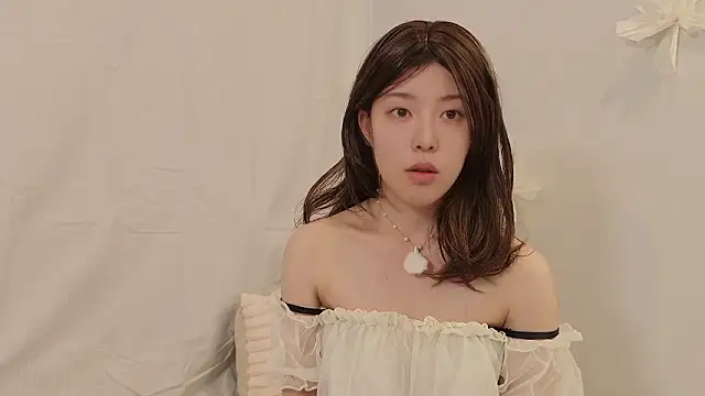 Snapshot of sakura-ch- chatting on 07/11/26, 08:11 sakura-ch- online show from 07/11/26, 08:11