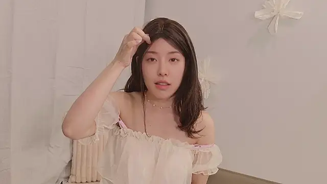 Snapshot of sakura-ch- chatting on 07/15/26, 09:09 sakura-ch- online show from 07/15/26, 09:09