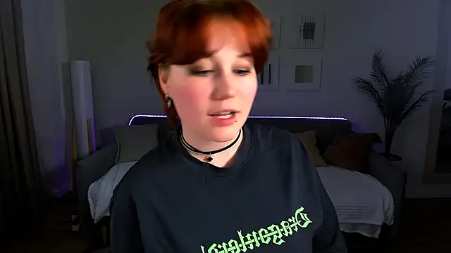 MiaLacrice online show from 06/21/26, 07:27