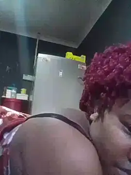 ChubbyMidgetxxx19 online show from 05/09/26, 10:53