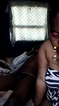 ChubbyMidgetxxx19 online show from 07/17/26, 10:22