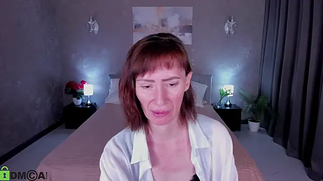 gracekellyyy online show from 05/20/26, 04:29
