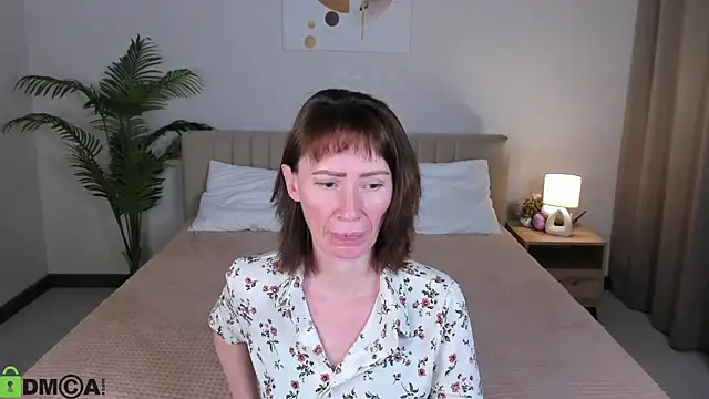 gracekellyyy online show from 05/21/26, 04:41
