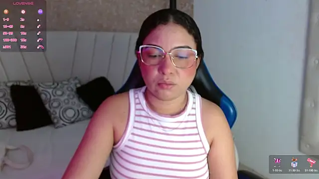 AliceSmity   online show from 06/16/26, 12:08