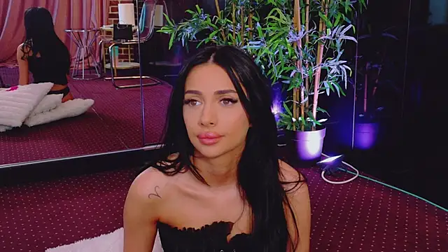 VanessaVosss online show from 06/19/26, 01:26