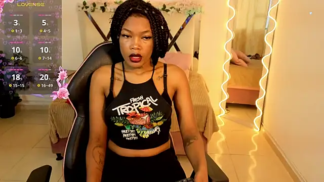 CRISTALBROKE TAY online show from 06/30/26, 07:04