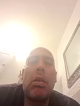 Mikeyjoe2840 online show from 05/11/26, 08:28
