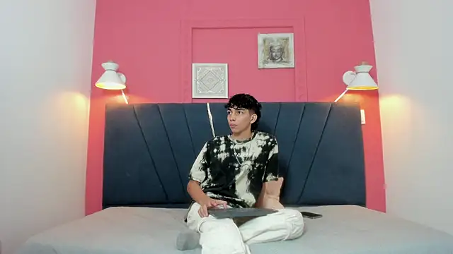 ero boy40 online show from 05/23/26, 03:45