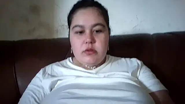 BUNNYMILA69 online show from 05/13/26, 08:34
