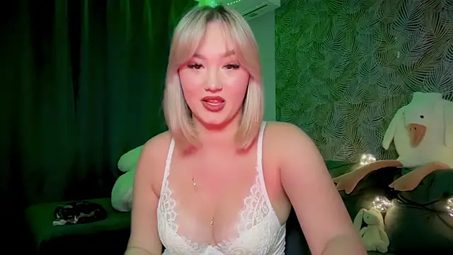 AvroraSolace online show from 05/15/26, 08:05