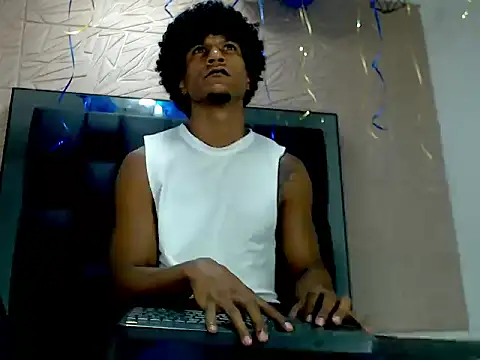 Dilan Hall online show from 05/26/26, 03:13