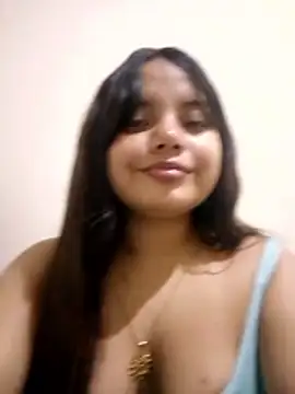 Daniela-Peruana online show from 05/15/26, 02:29