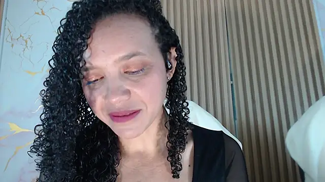 Jazlin Sg online show from 06/16/26, 01:36
