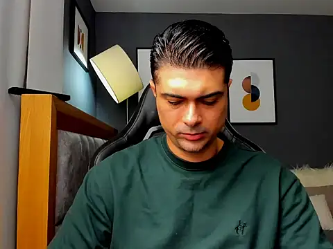 ZEI-001 online show from 06/01/26, 03:41