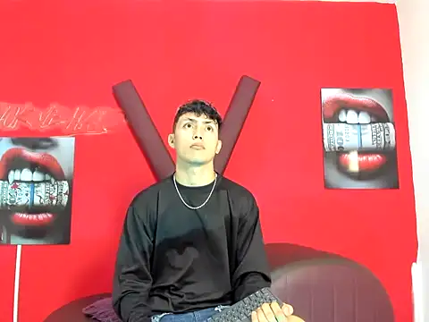 CAT LOVE1 online show from 05/08/26, 04:07