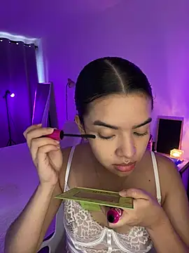 fluffylips online show from 07/08/26, 12:09