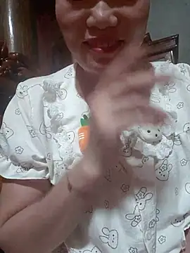 -Trici- online show from 06/25/26, 11:42