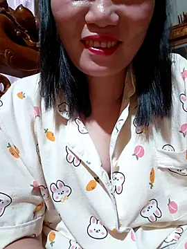 -Trici- online show from 07/04/26, 04:02