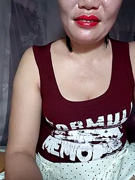 -Trici- online show from 07/13/26, 07:49