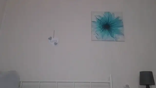 LouiseLovell online show from 07/28/26, 05:58