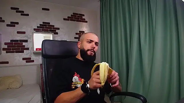 OscarWillss online show from 05/19/26, 04:08