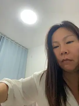 xiaoyun-10 online show from 05/17/26, 01:18