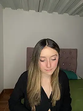 Sarisloves online show from 05/24/26, 08:58