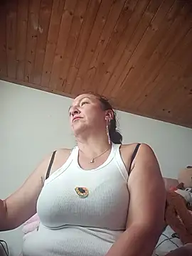 dangerous milf online show from 06/30/26, 07:48