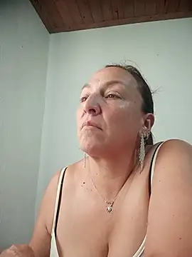 dangerous milf online show from 07/18/26, 04:44