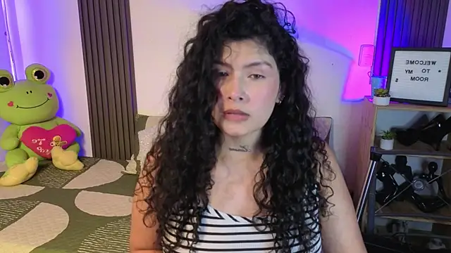 LadyVelvett online show from 05/10/26, 02:39