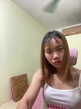 Snapshot of Vi_sexyy chatting on 05/26/26, 11:28 Vi sexyy online show from 05/26/26, 11:28