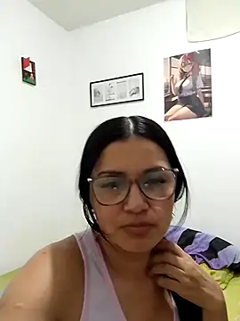 Snapshot of Casandra_inthemorning chatting on 06/24/26, 06:01 Casandra inthemorning online show from 06/24/26, 06:01