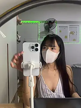 Lov3lily online show from 06/20/26, 01:58