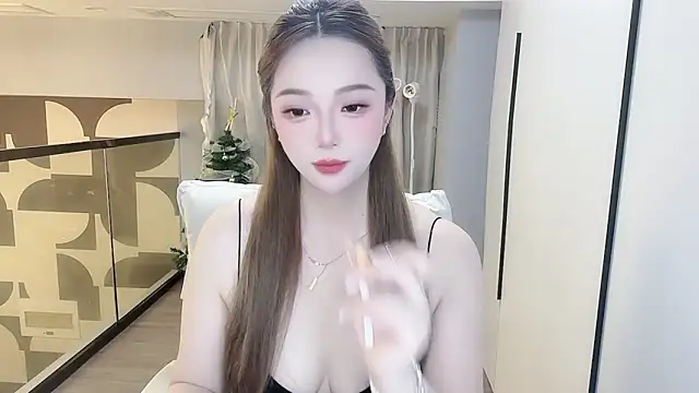 Snapshot of Amara-66 chatting on 05/19/26, 11:38 Amara-66 online show from 05/19/26, 11:38