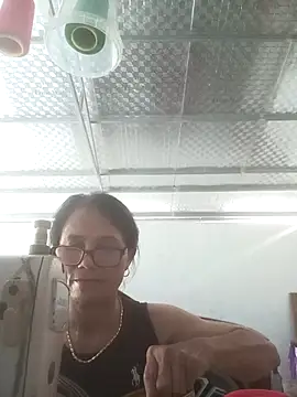 Vieekee online show from 07/15/26, 01:33