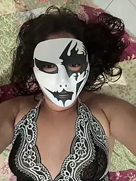 cherrybr01 online show from 05/20/26, 03:34