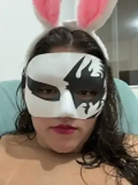 cherrybr01 online show from 06/07/26, 01:32