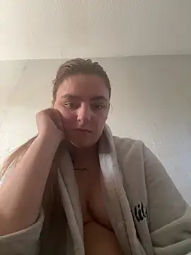 LexiXXoo online show from 05/17/26, 12:01