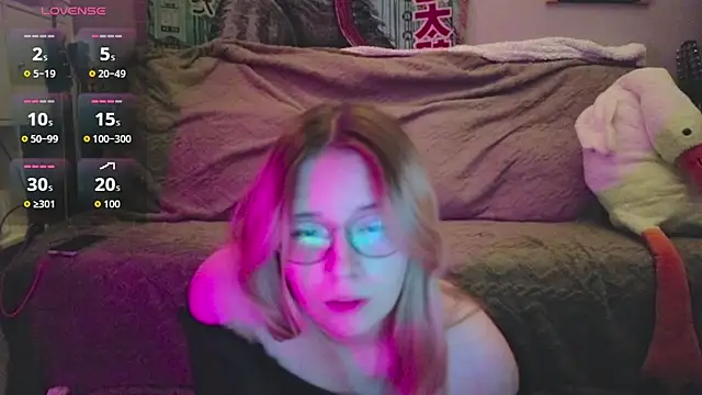 LeahBay online show from 07/18/26, 10:57