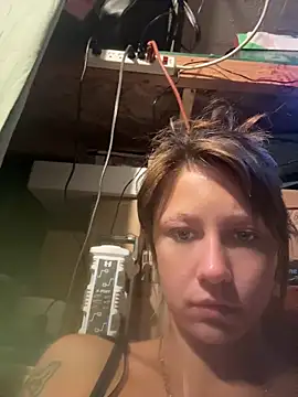 summernichole98 online show from 08/02/26, 08:07