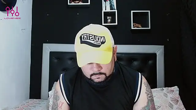 perverseveteranmanxxx online show from 02/22/25, 01:44