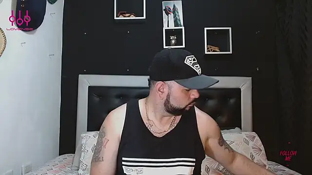 perverseveteranmanxxx online show from 03/19/25, 12:04