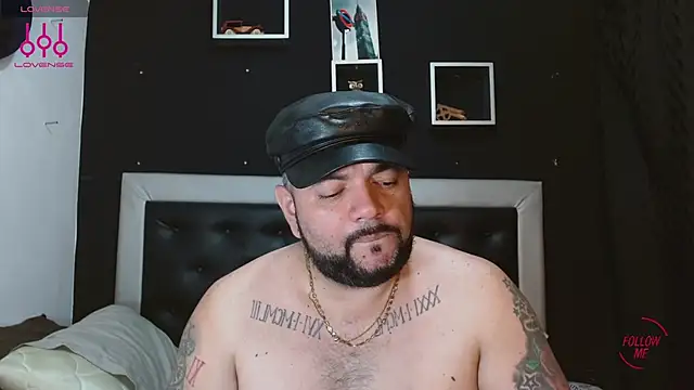 perverseveteranmanxxx online show from 03/23/25, 03:21