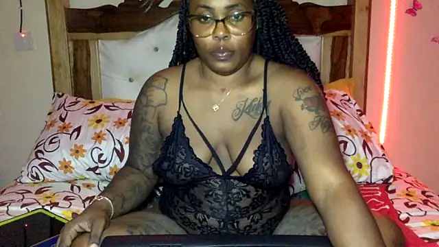 creamyamber online show from 04/07/26, 01:39