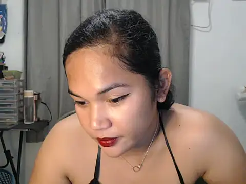 sassymaxinex online show from 05/17/26, 02:20