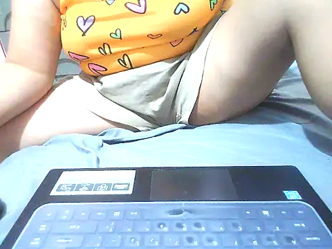 xsweetlover69x online show from 06/17/26, 06:16