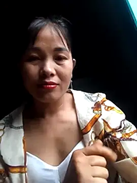 Snapshot of lucat998 chatting on 05/11/26, 11:46 lucat998 online show from 05/11/26, 11:46
