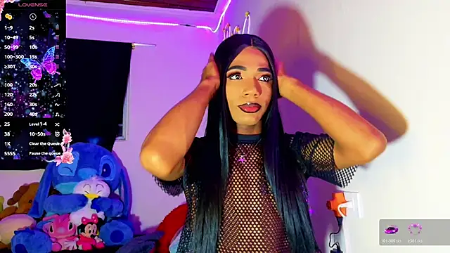violeta E  online show from 05/11/26, 06:19
