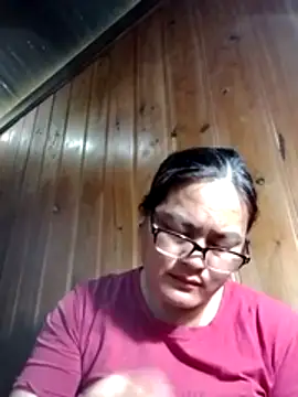 Snapshot of Blowjob0100 chatting on 06/11/26, 04:10 Blowjob0100 online show from 06/11/26, 04:10